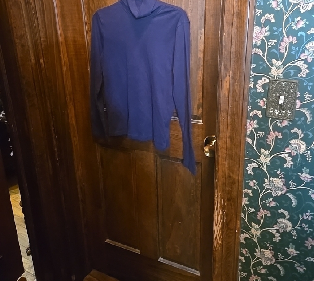 Basic Editions Navy Garment - Picture 5 of 6